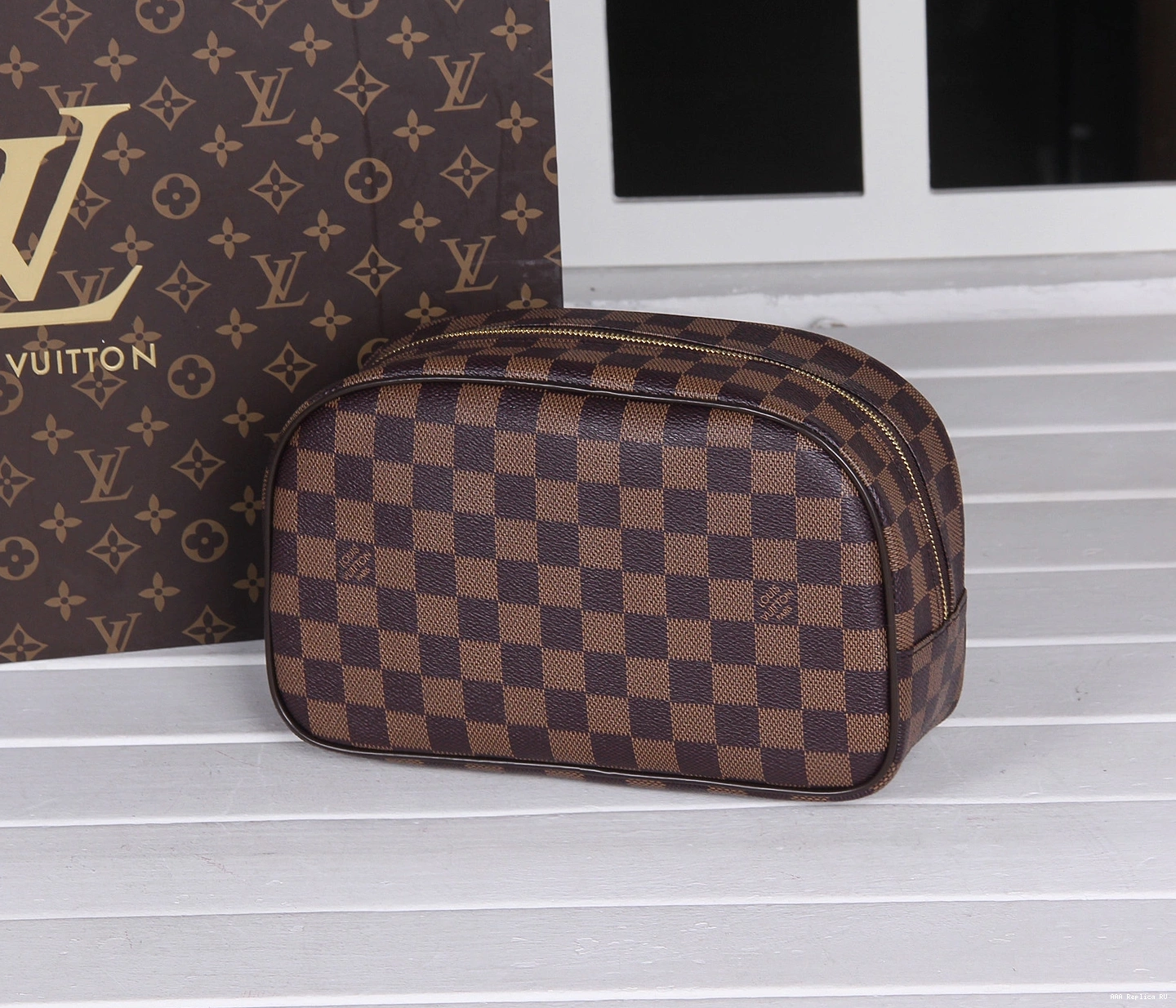 Aaa replica bags BAG LOUIS VUITTON TOILETRY 0823